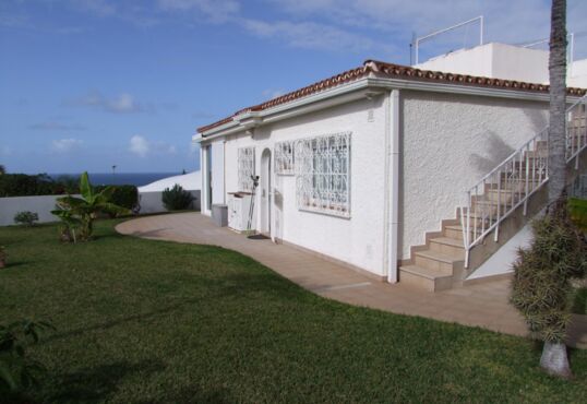 Casa pareada en una ubicación suburbana favorecida