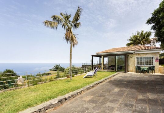 Casa rural con piscina y magníficas vistas panorámicas